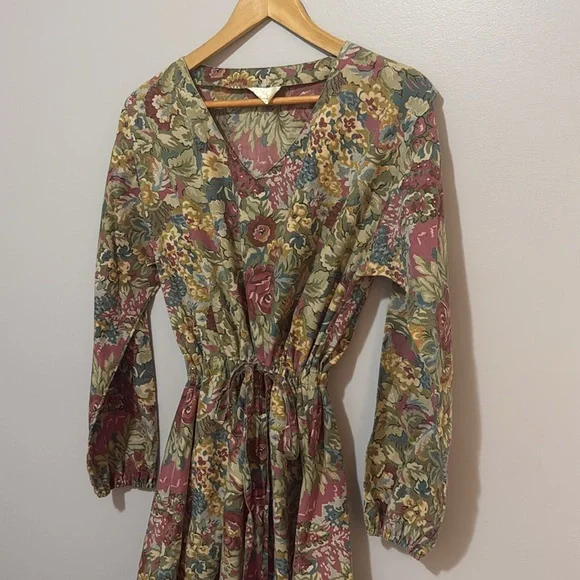 VINTAGE FLORAL DRESS - Picture 2 of 5